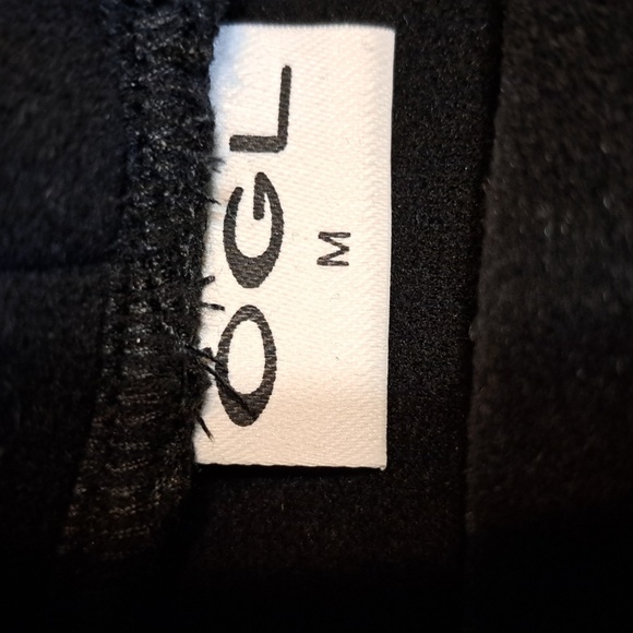 A53 NWT OGL Fuzzlux Turtle Neck Split Hem Top Black Size Md Relaxed Fit Stretch - Picture 11 of 11